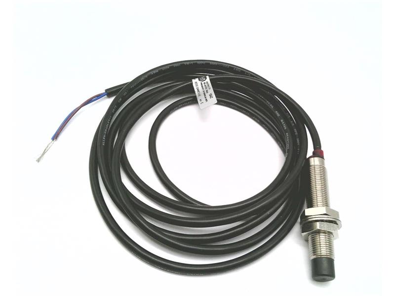 Allen Bradley 872C-D4NE12-A2